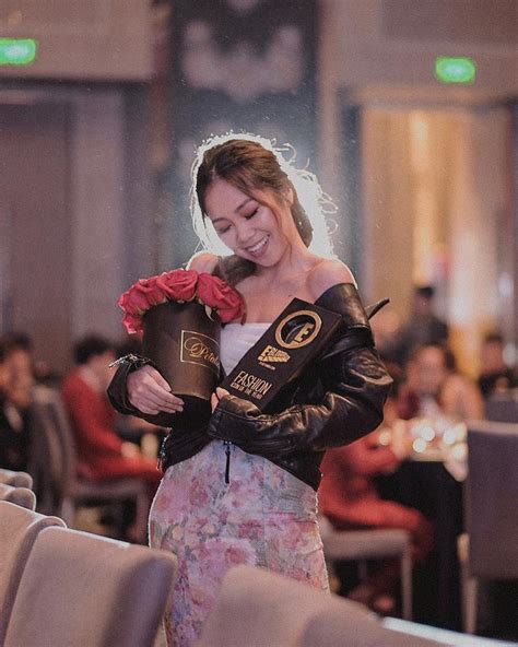 Trending: The Big Winners At The E! Bloggers Ball 2018.